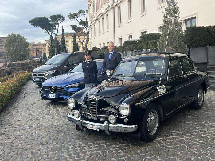 Mercedes protegge dai furti d'auto con servizi hi-tech