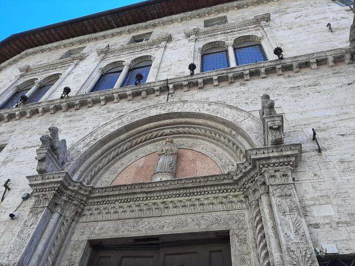 Confermata calunnia dopo denuncia archiviata a cronista