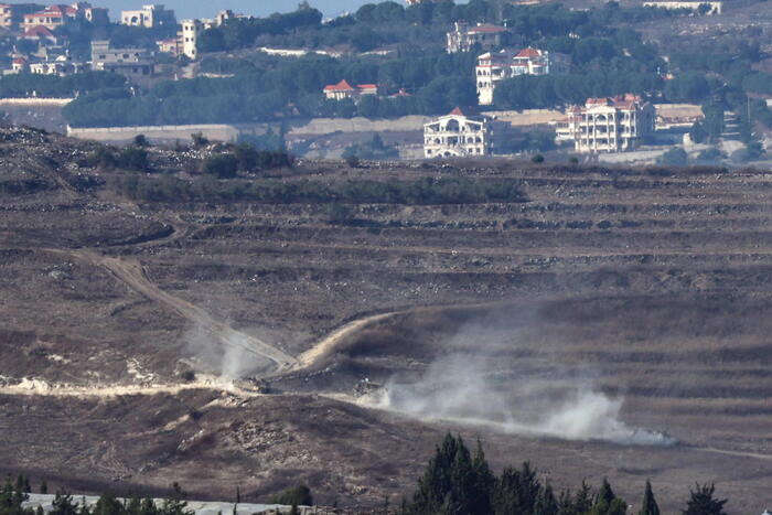 Otto pompieri morti in raid Israele nel sud del Libano