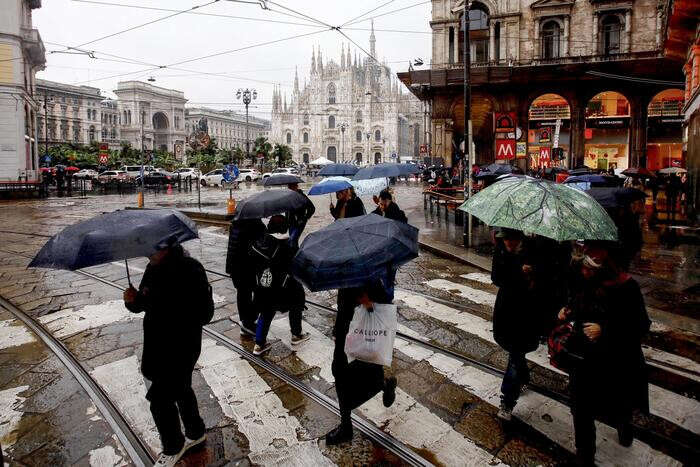 Maltempo su buona parte dell'Italia, rischio alluvioni