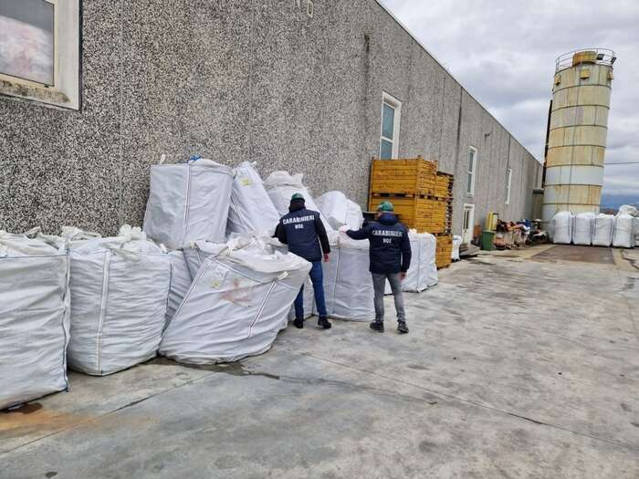 Traffico rifiuti in Slovacchia, sequestrato impianto in Abruzzo