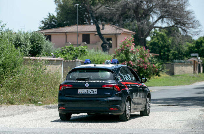 Coppia anziani trovata morta in casa, decesso risale a giorni fa