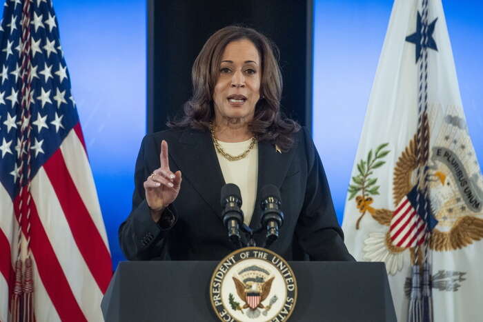 Media, 'Kamala Harris prima scelta per sostituire Biden'