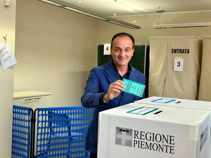 Cirio è andato alle urne stamani ad Alba
