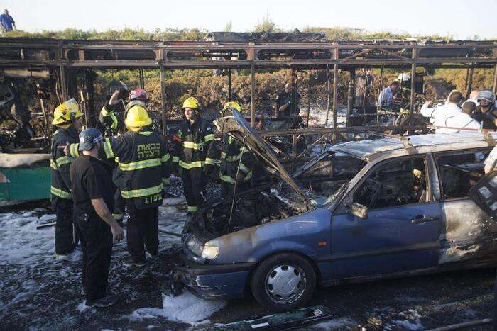 Auto esplode a Ramla in Israele, 4 persone uccise