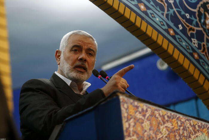 Media, emiro del Qatar incontra leader Hamas Haniyeh