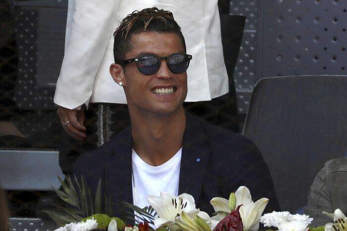 Da Ronaldo al Real Madrid, anche il calcio celebra Nadal