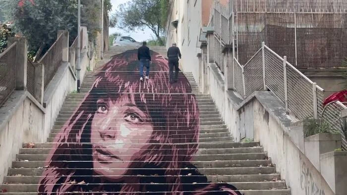 Roma, murale per Monica Vitti su una scalinata ai Parioli