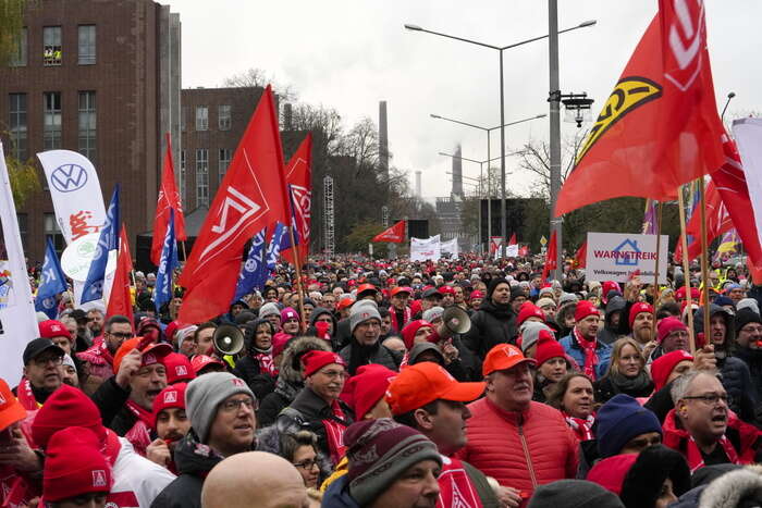 Alla Vw riprendono le trattative dopo maratona di 13 ore