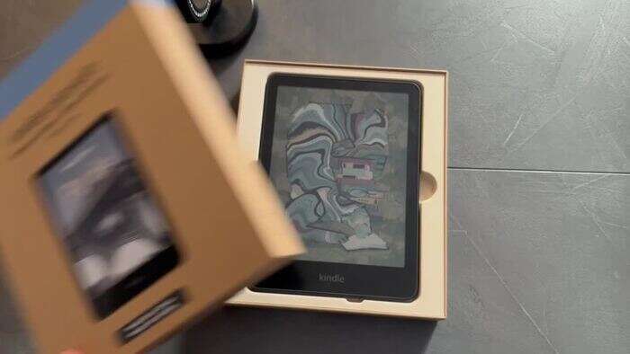 PROVE TECH- Amazon Kindle Colorsoft: l'e-reader che da' vita ai fumetti