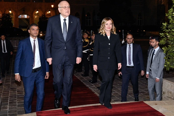 Meloni a Miqati, evitare escalation al confine con Israele