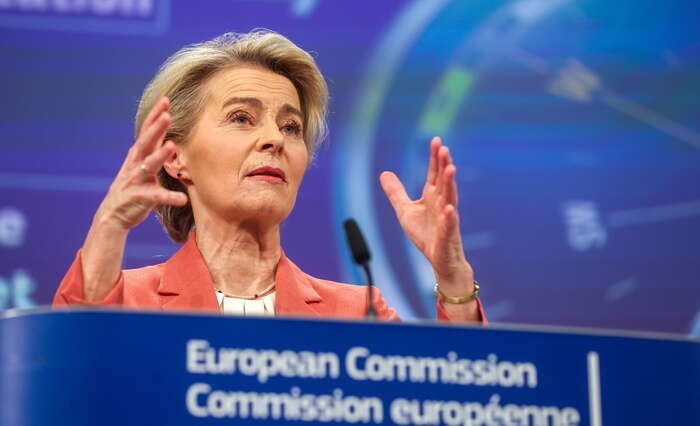 Von der Leyen, multe all'auto? 'Serve equità e flessibilità'