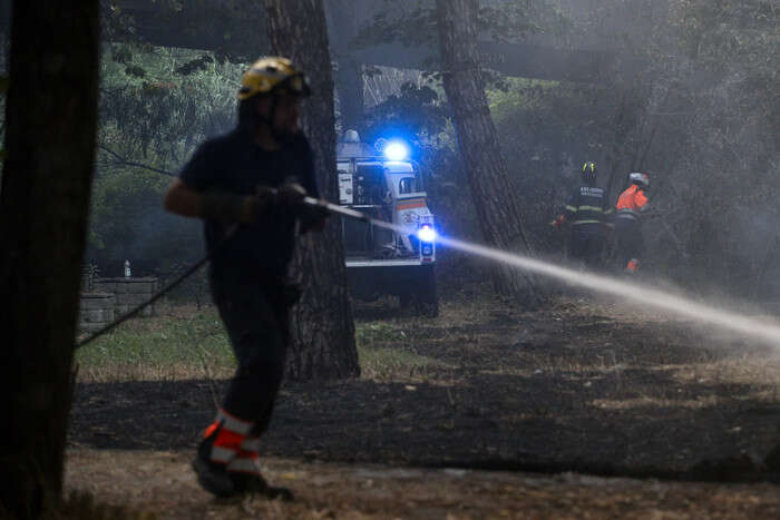 Incendio Roma: avanti con operazioni di bonifica e spegnimento