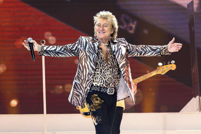 Rod Stewart, 80 anni in forma clamorosa