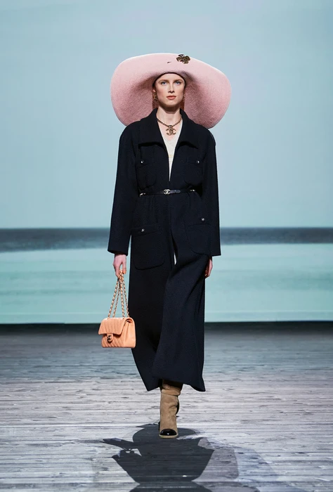 Con Chanel sfila la signora chic di Deauville