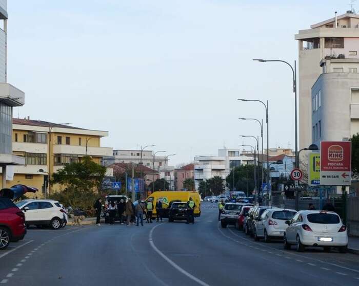 Gravissima dopo investimento ieri a Pescara, 15enne operata