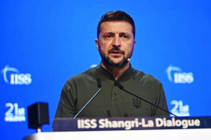 Zelensky, Cina lavora al fallimento della conferenza in Svizzera