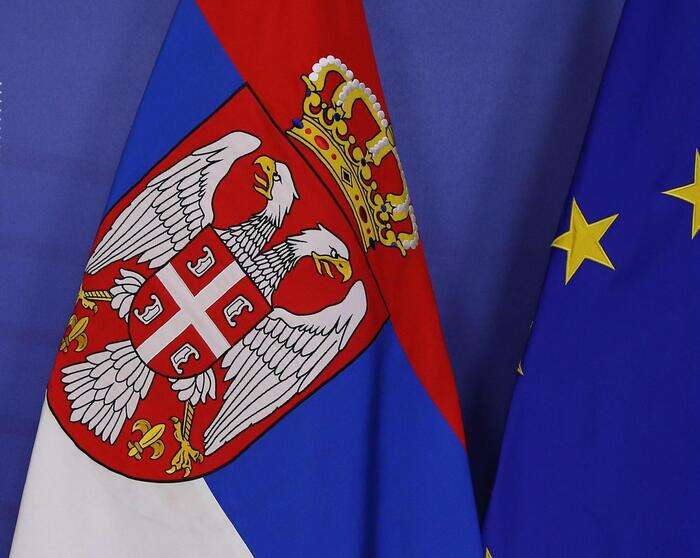 Ue, Serbia approfitti del nuovo slancio per l'allargamento