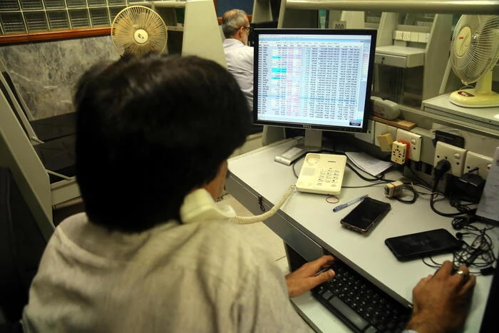 Fmi, alza la stima del pil per l'Italia nel 2025 a +0,9%