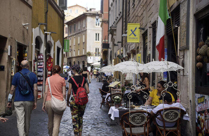 Unioncamere, ad agosto assunzioni in crescita del 7,5%