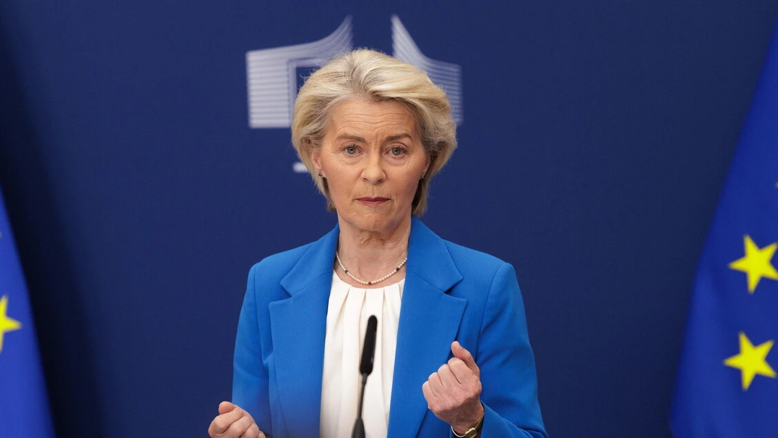 Von der Leyen, 'pronta l'app per verifica dell'età sui social'