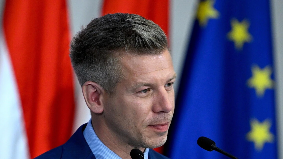 Magyar rompe il tabù degli archivi segreti dell'era comunista, 'li apriremo'