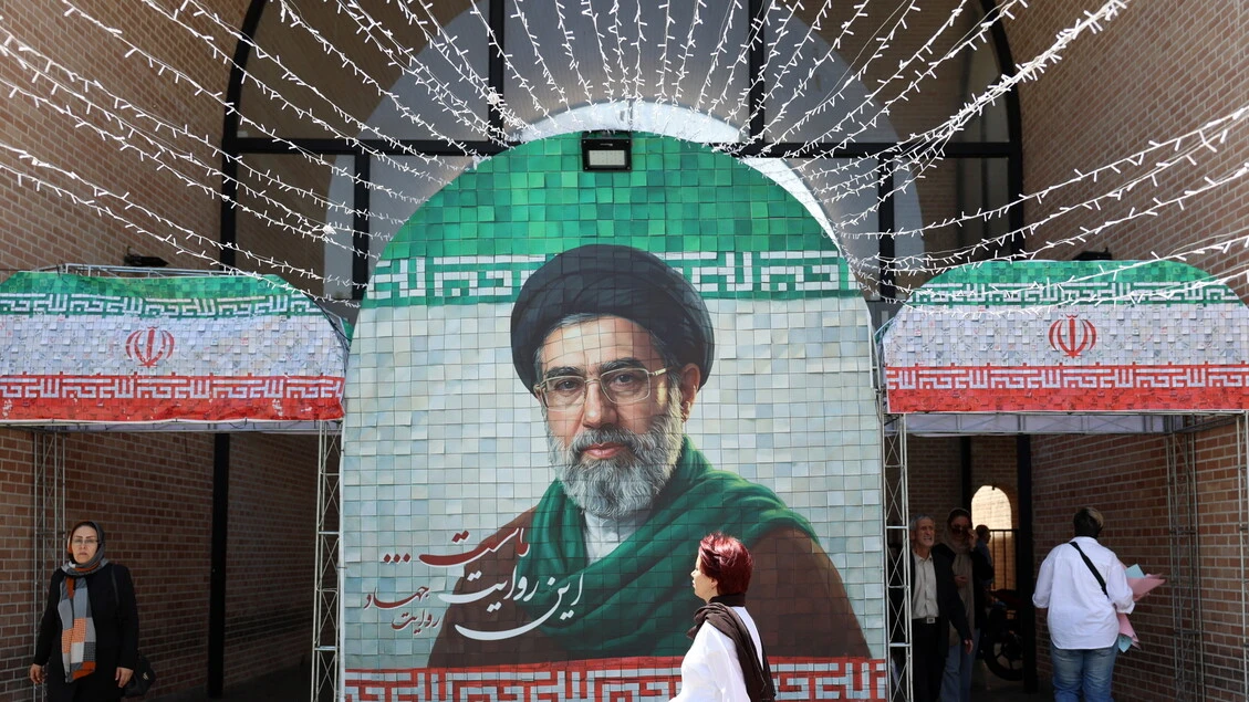 Teheran, 'Hormuz sotto nostro controllo, neanche un granello lascerà Kharg'