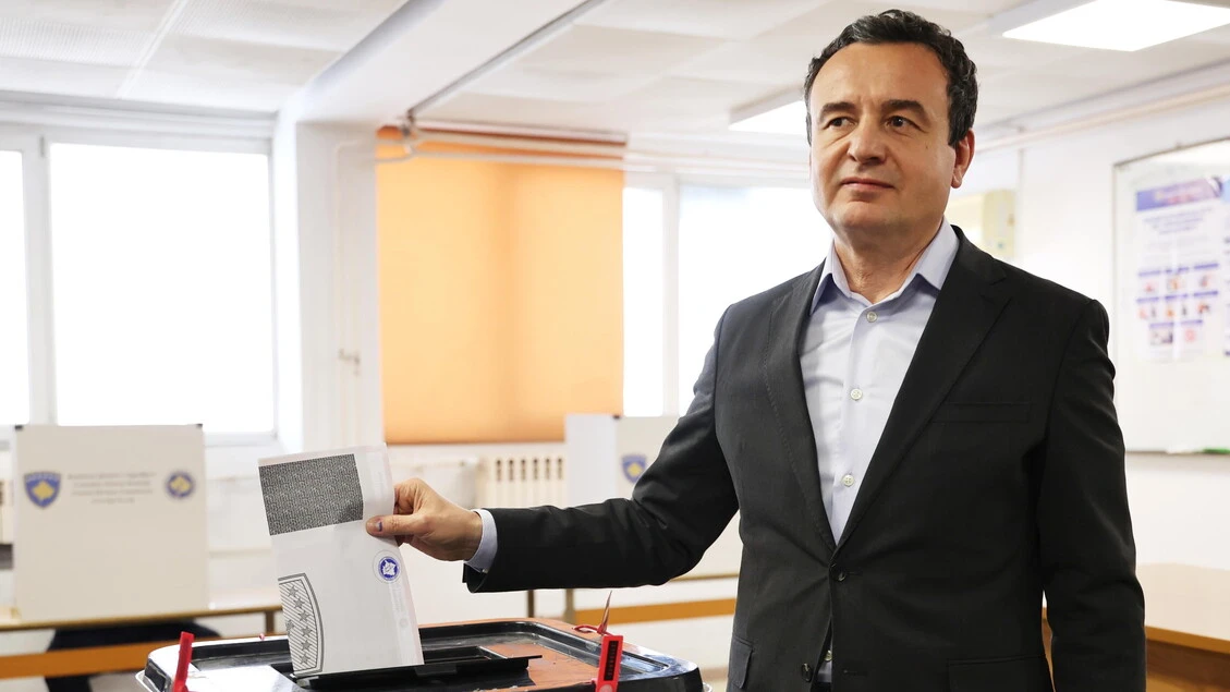 Exit poll, in Kosovo Kurti è avanti ma in calo