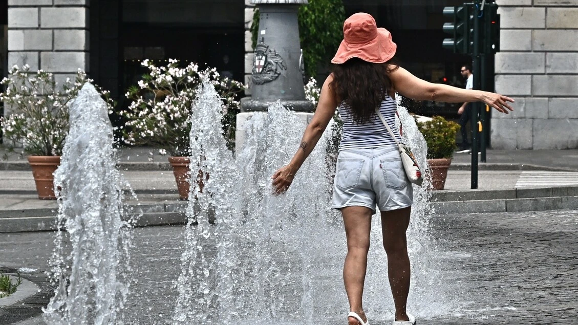 ++ Ancora in aumento le città 'rosse' per il caldo, giovedì sono 17 ++