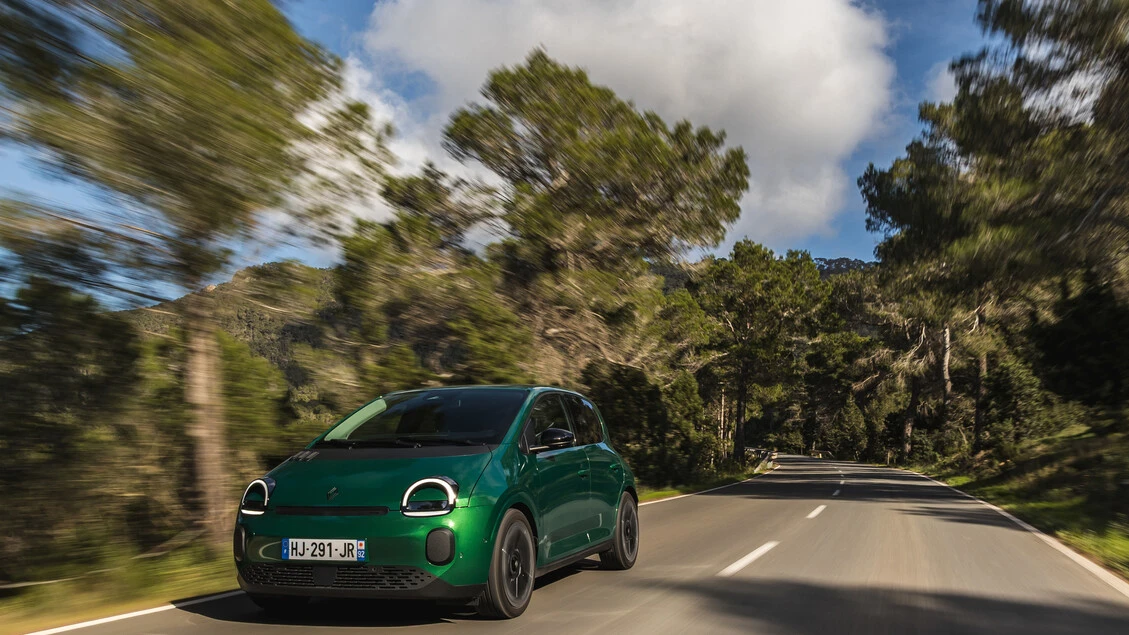 Renault Twingo E-Tech Electric, la città cambia ritmo: porte aperte il 18-19 aprile