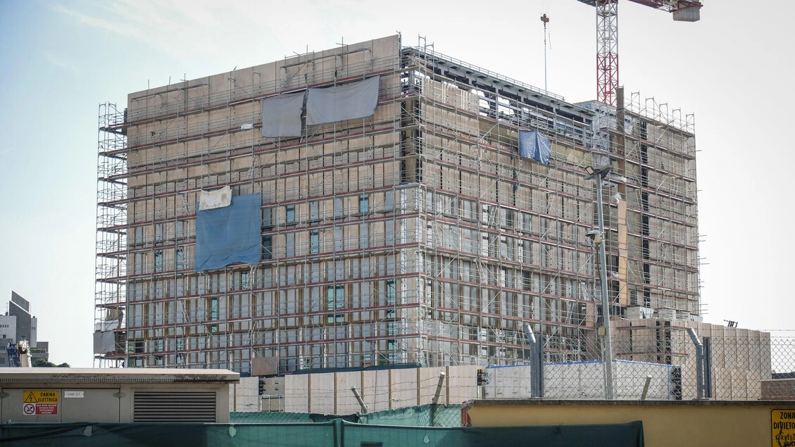 'Schiavi per costruire consolato Usa', chiesto il carcere per il manager