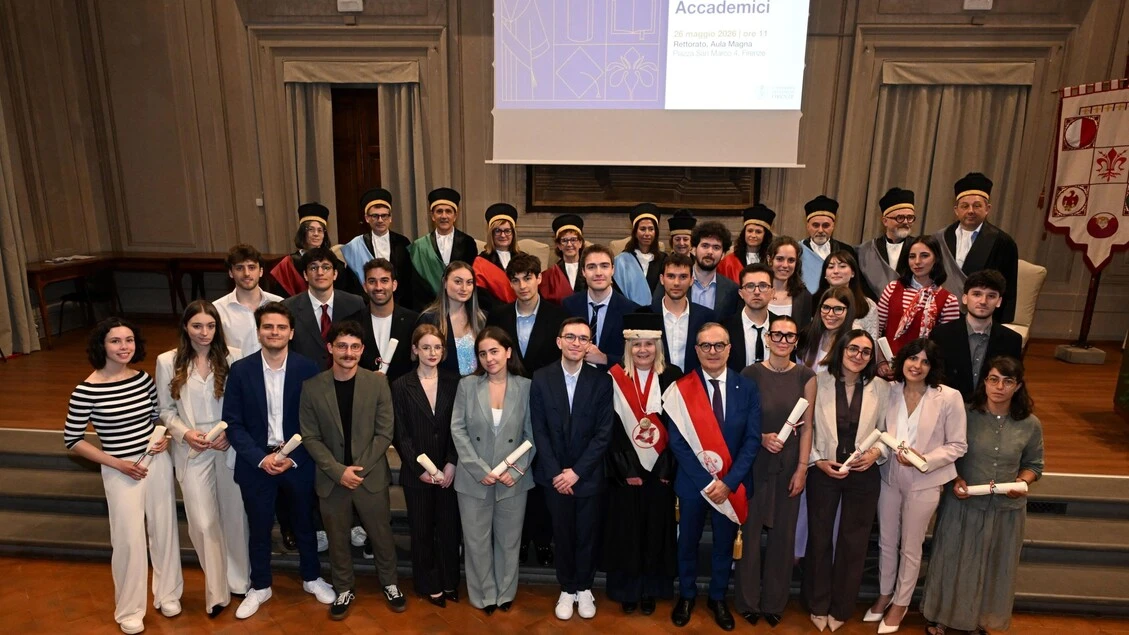 Università di Firenze consegna i riconoscimenti accademici