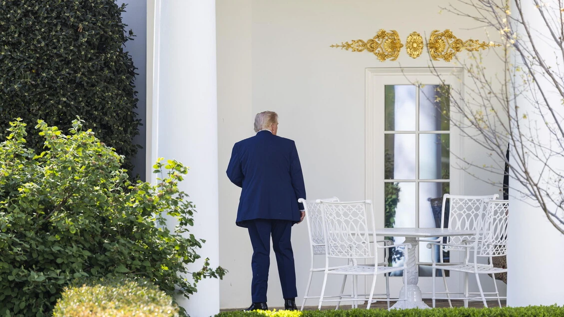Trump, 'se la Cina invia armi all'Iran avrà grossi problemi'