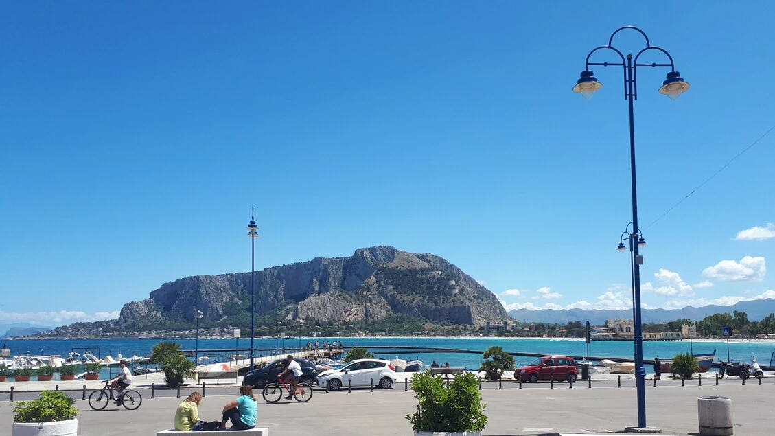 Palermo, ztl a Mondello anticipata all'8 maggio
