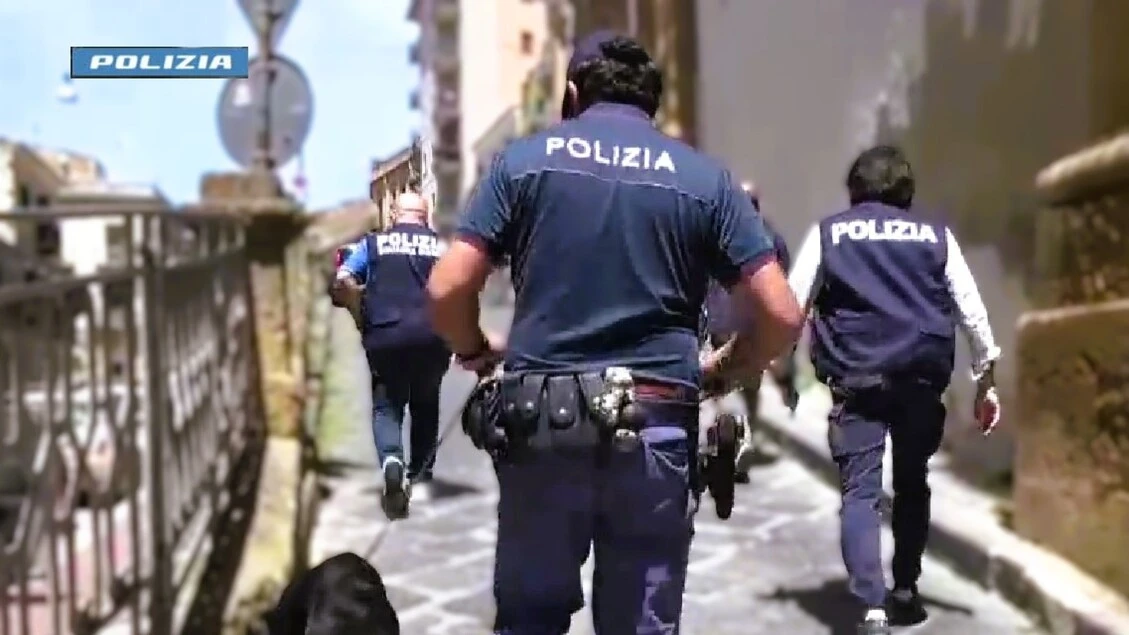 Spaccio droga e armi, 1.335 arresti in operazione alto impatto polizia
