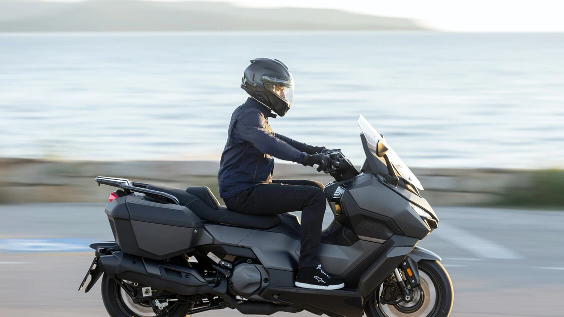 SYM punta sul touring con l'arrivo in Europa dei nuovi TTLBT e Cruisym 400