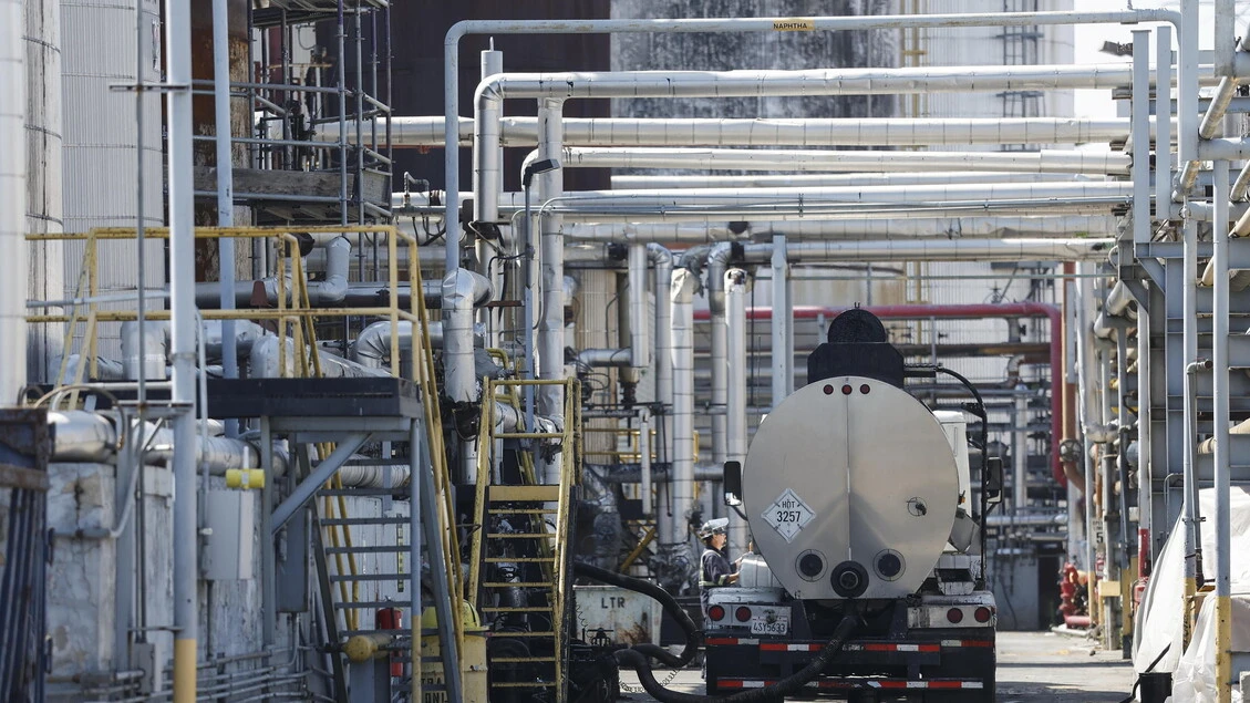 Boom dell'export di petrolio Usa con la chiusura di Hormuz