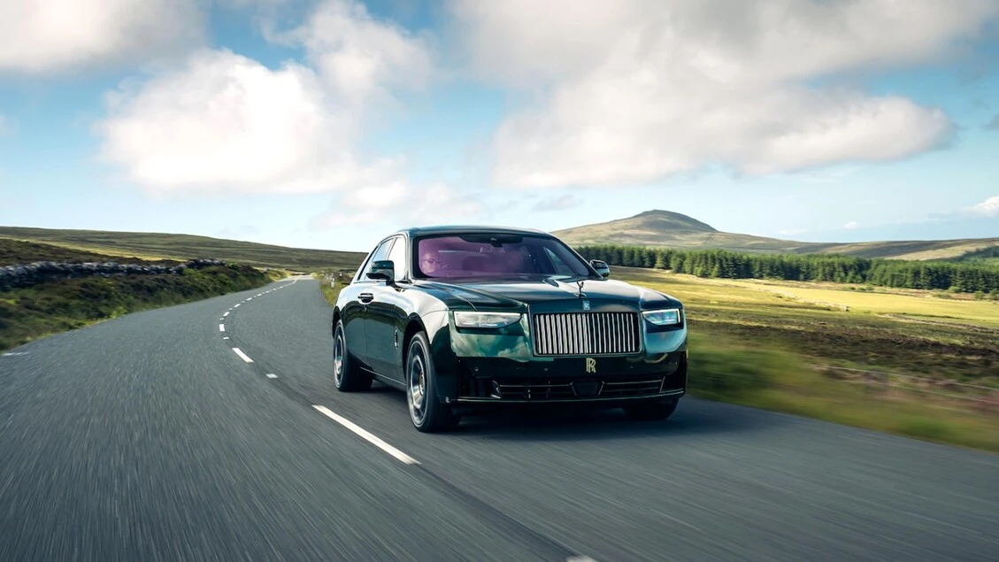 Rolls-Royce Black Badge Ghost Tourist Trophy
