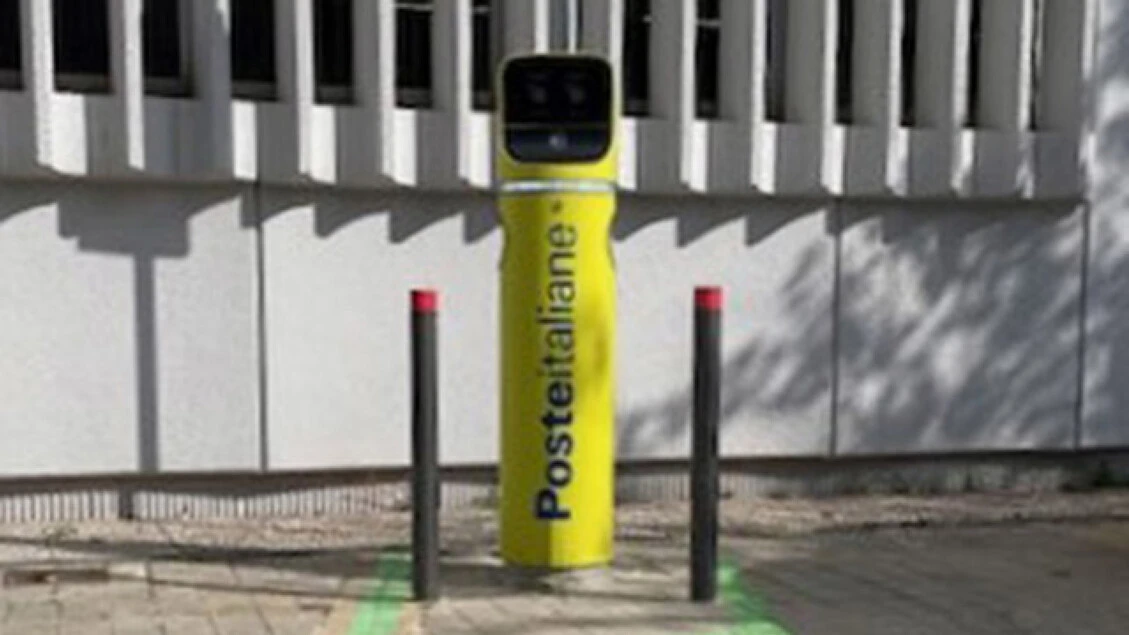Poste installa in Sardegna colonnine per ricaricare i mezzi elettrici