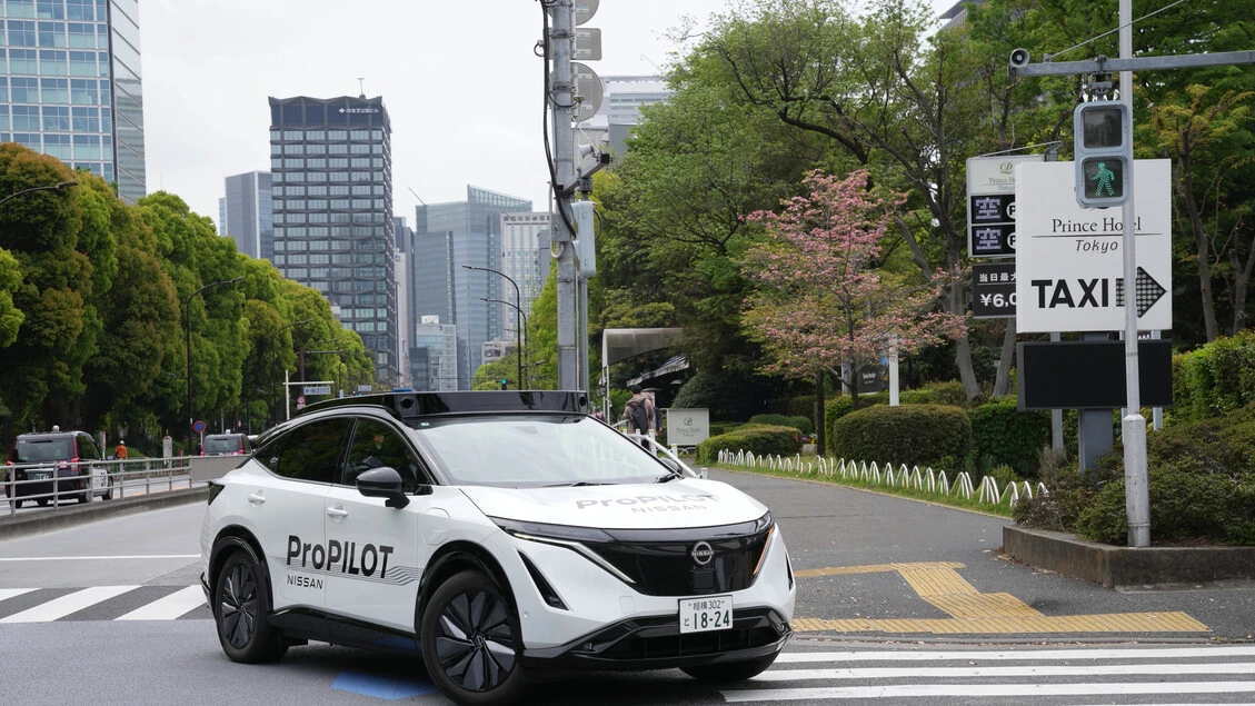 Robotaxi Nissan ProPilot