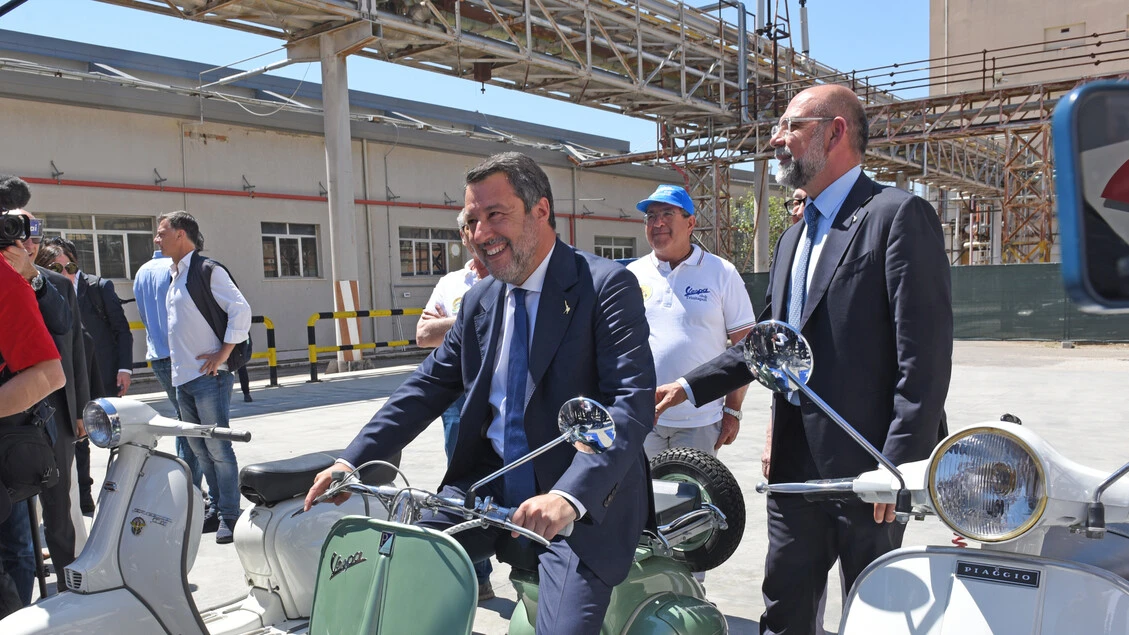 Salvini, 'casco, targa e assicurazione per il bene di chi usa monopattini'