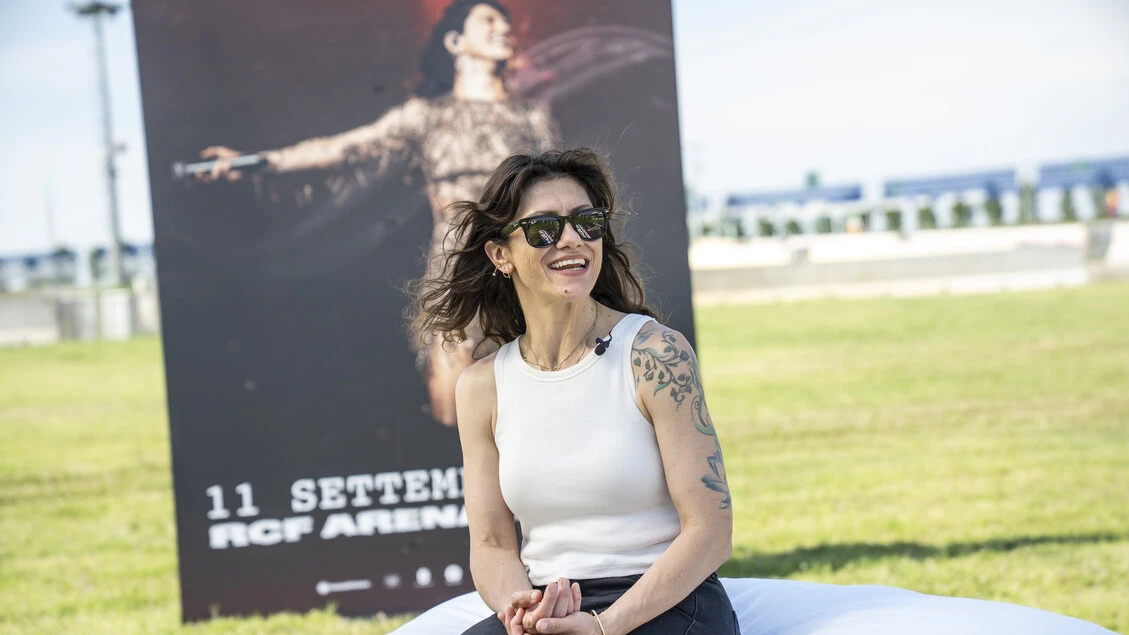 Elisa, la mia festa per 30 anni di musica tra note e libertà di dissenso