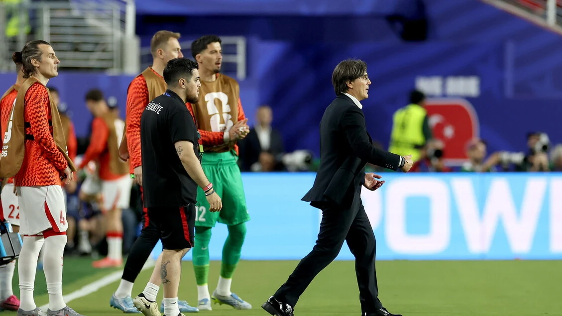 >>>ANSA/Delusione Turchia, Montella eliminato dal Paraguay