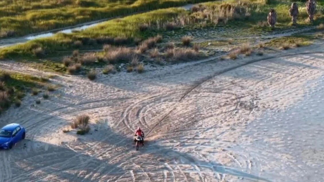 Gare di motocross in un'oasi naturale del Salento