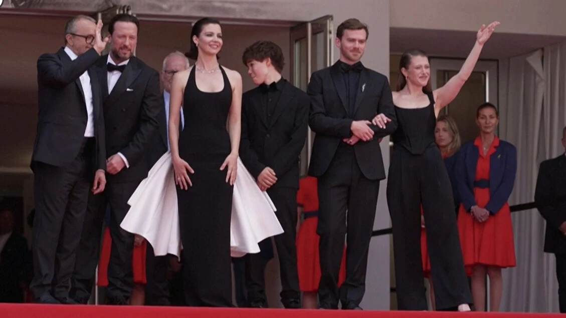 Cannes, red carpet per il film russo 
