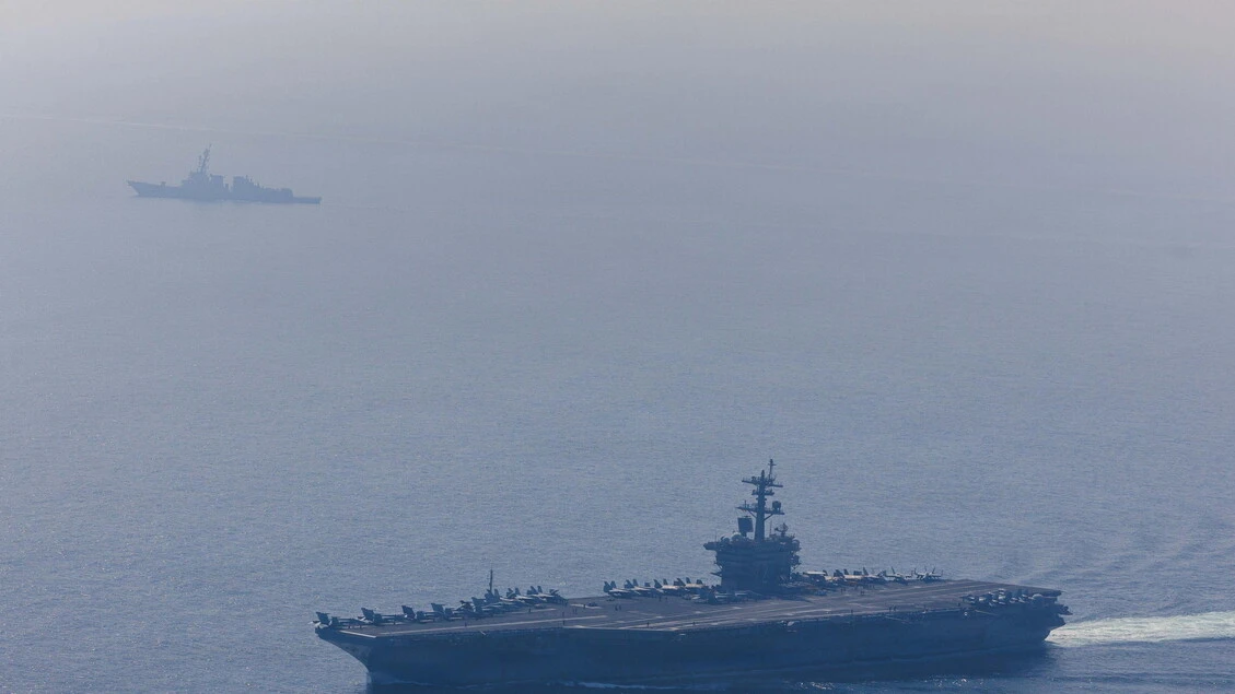 Cbs, due navi militari Usa hanno attraversato Hormuz schivando raid iraniani