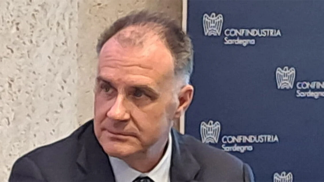 Confindustria a politica e forze sociali: 