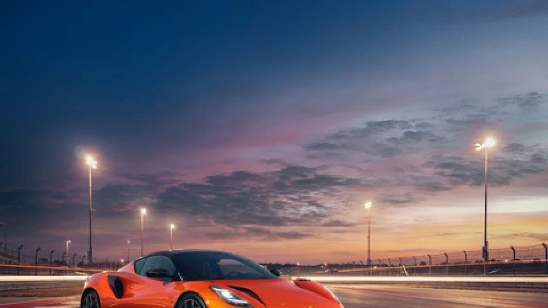 Lotus Emira 420 Sport è la più potente e leggera mai realizzata ad Hethel