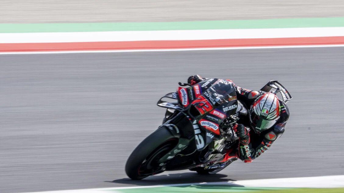 Motogp: il casco di Bezzecchi replica quello di Alex Zanardi