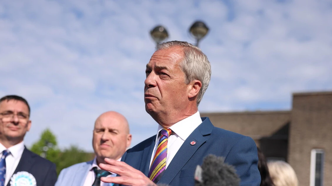 Donazione da 5 milioni, Farage sotto pressione per l'acquisto di una casa in contanti